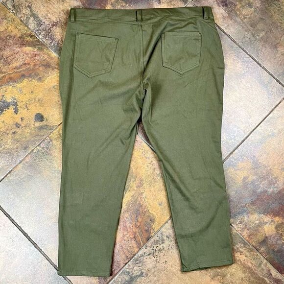 NWT Amazon Essentials Dark Olive Chino Pants XXL Short - Picture 7 of 7
